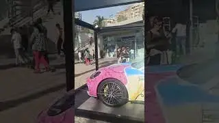Машинки "Porsche" разрисовали. Интересно, после этого каля-маля их цена повысится или понизится?