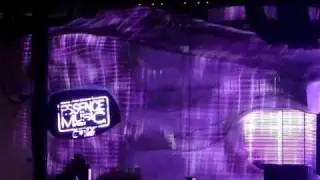 Wings VIOSO: Combining 10 projectors + 6 LED walls on stage