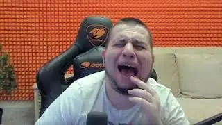Прикусил губу