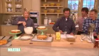 Martha Stewart and The Orton Bros. make Maple Mountain Crunch Cake!