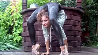 Contortion routines. Backbend training.