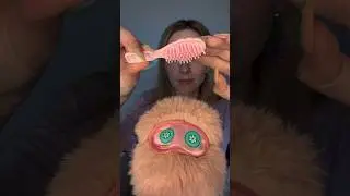 Giving the asmr microphone a haircut ✂️🎙️