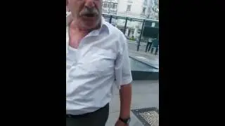 İstanbulda Dayı Suriyelilere saldırıyor - komedi