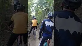 Gowes Gunung Ukiran | Petualangan gowes salah Jalur di gunung bersemak