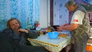 Стоит ли переезжать из города в деревню ? Как живут сельские жители и что едят на обед ПОДВАЛ ИЛЬИЧА
