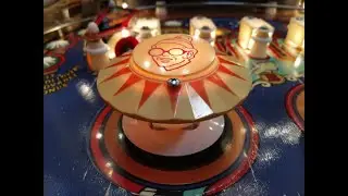 Rebuilding a pop bumper on a PINBALL machine
