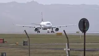 Wellington Airport - Air New Zealand Airbus A320-232(SL) ZK-OXC Take off RWY16