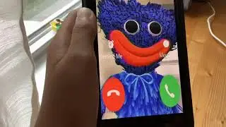 Calling huggy Wuggy ￼