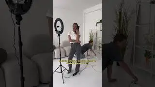 При съемке рилс ни один человек не пострадал 😄 ведь у @foto_lampa самое безопасное оборудование