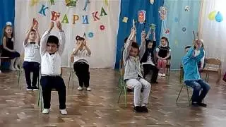 Танец мальчиков с ложками.