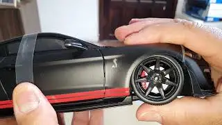 Unboxing em miniatura Ford mustang Shelby GT500 escala 1/18 Maisto-cor preto Black Fosco