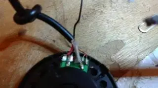 How to fix audiotechnica headphones sodering on the diver side of the wire part 2