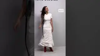Petit coucou d’Emily Ratajkowski au défilé 