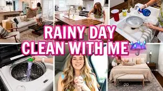 RAINY DAY CLEAN WITH ME | CLEANING MOTIVATION - Amy Darley
