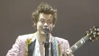 Anna - Harry Styles - London - night 1
