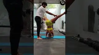 Hot Yoga By Malaika Arora 🔥😳| Malaika Arora workout 😍 