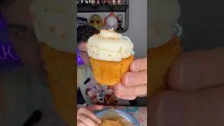 Orange Cream Cupcake Silos Baking Co Review! 🧁 #mukbang #cupcake