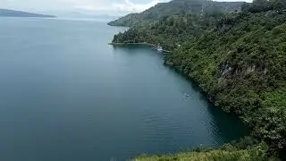 Wisata alam Indahnya Panorama Danau Toba lagi virall