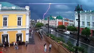 необычная молния