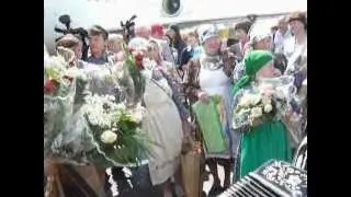 Бежим встречать бурановских бабушек.MOV