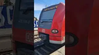 Отправление поезда DB 425 538 #shorts