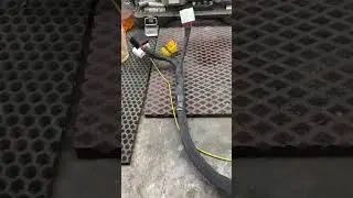 Будни с проводами #car #youtubeshorts #diy #lada #youtuber #shorts #automobile #mechanic