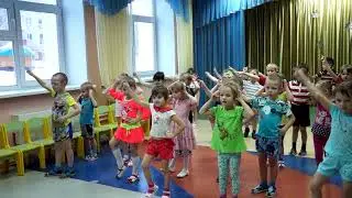 Зарядка для детей. Новогодняя