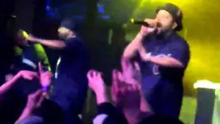 VID-20110416-0004