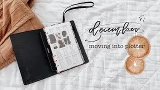 setting up for december in my plotter | personal rings | lindseyscribbles