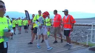 2018 Badwater® 135 - The Three Waves of Racers Begin the Race