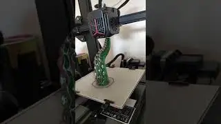 Tentacle 🐙 printing for Halloween