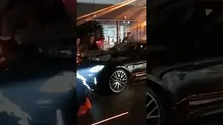 Porsche Panamera пробивает стену