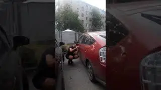вскрытие автомобиля Тойота Приус в 20м кузове http://autolock27.ru/