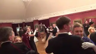 Заключительный вальс. бал в галерее Шилова. балансе.рф