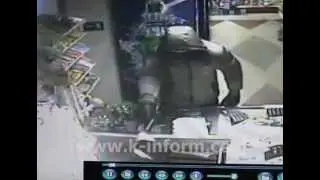 Разбойное нападение на магазин.