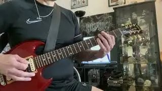 AC/DC KICK YOU WHEN YOUR DOWN UP CLOSE