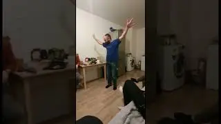 Когда друг немного ку-ку 😜