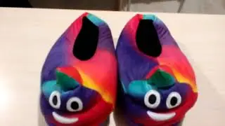 Emoji Slippers плюшевые тапочки из США