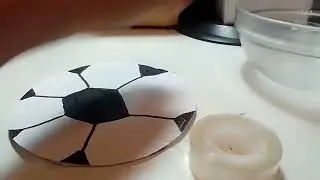 Сквиш футбольный мяч из бумаги.