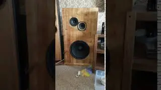 Испытываю и прослушиваю макет гибридника Лачиняна