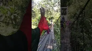 ngeriii!!,,JEMBATAN Gantung penghubung 2 desa