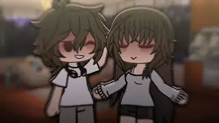 Give your momma a hug ! | My OCs | GL