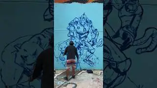 HE PAINTS AN INSANE MURAL WITH 2 HANDS AT THE SAME TIME 😱 #graffiti #streetart #shorts