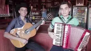 Toca um João Mineiro e Marciano - Luis Gustavo e Luis Augusto (Clipe Oficial) - Jads e Jadson