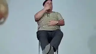 Танцуют все
