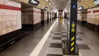 Холл станции метро Сирец