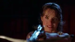Smallville Season 6x04 Clark help keep Oliver identity safe from Lois