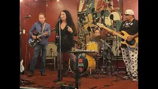 the zola moon   10 -21- 2024