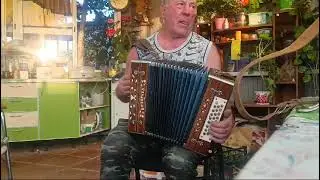 Белым Снегом.