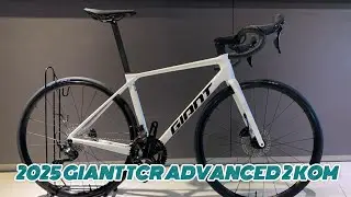 2025 GIANT TCR ADVANCED 2 KOM